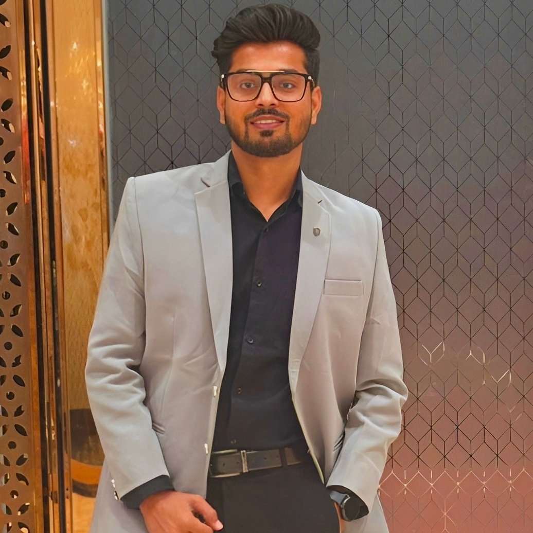 Shivam Pandey - Digital Marketing Specialist